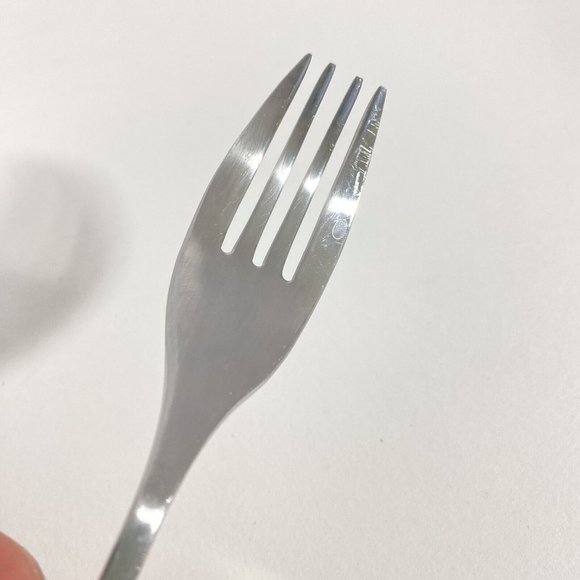 Knork Brushed Stainless Steel Matte Finish Flatware Dinner Fork - Picture 3 of 7